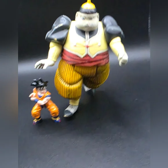 Dragon Ball Z Action Figure Set - Android #19 & Son Goku